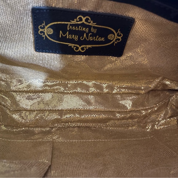 Elegant Purple and Black Mary Norton Women's Bag - Picture 5 of 6